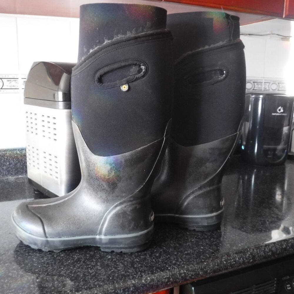 BOGS Womens Wide Calf Waterproof Outdoor Snow Boots Sz 6